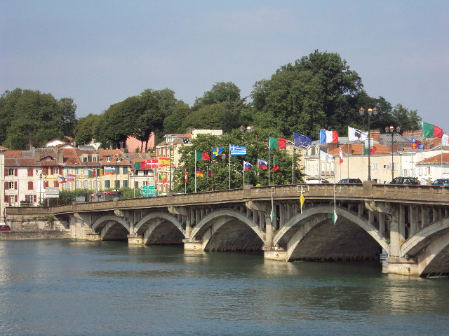 Bayonne Libérons le Pont Saint Esprit Europe Écologie Les